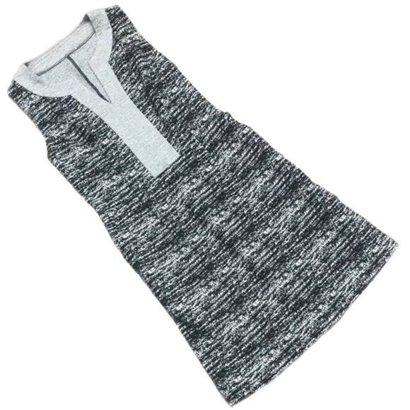 Lili Global Apparel | Black And Grey Deep V Dress - Picture 1 of 7